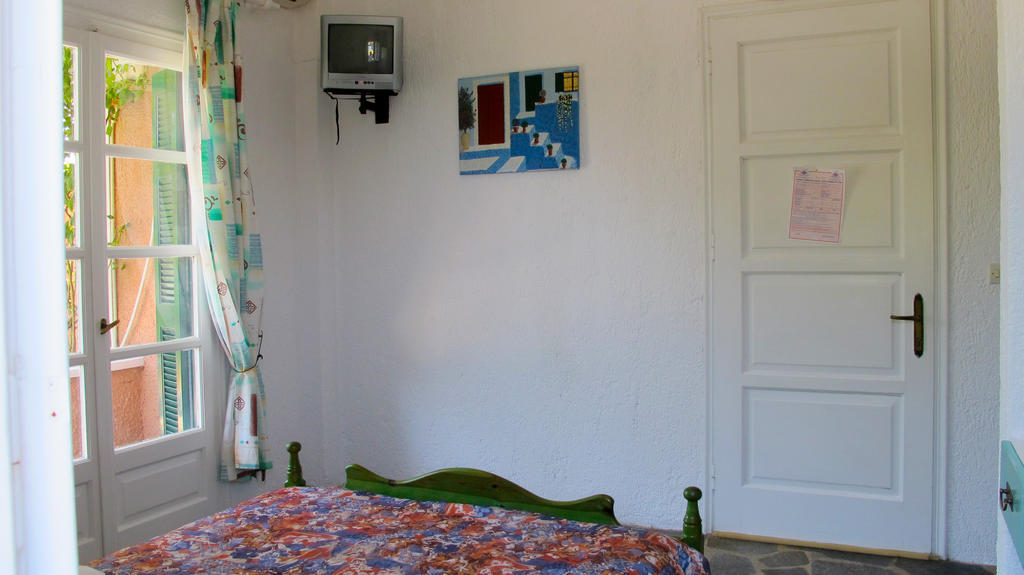 Heliatoras Studios Loutrópolis Thermís 部屋 写真